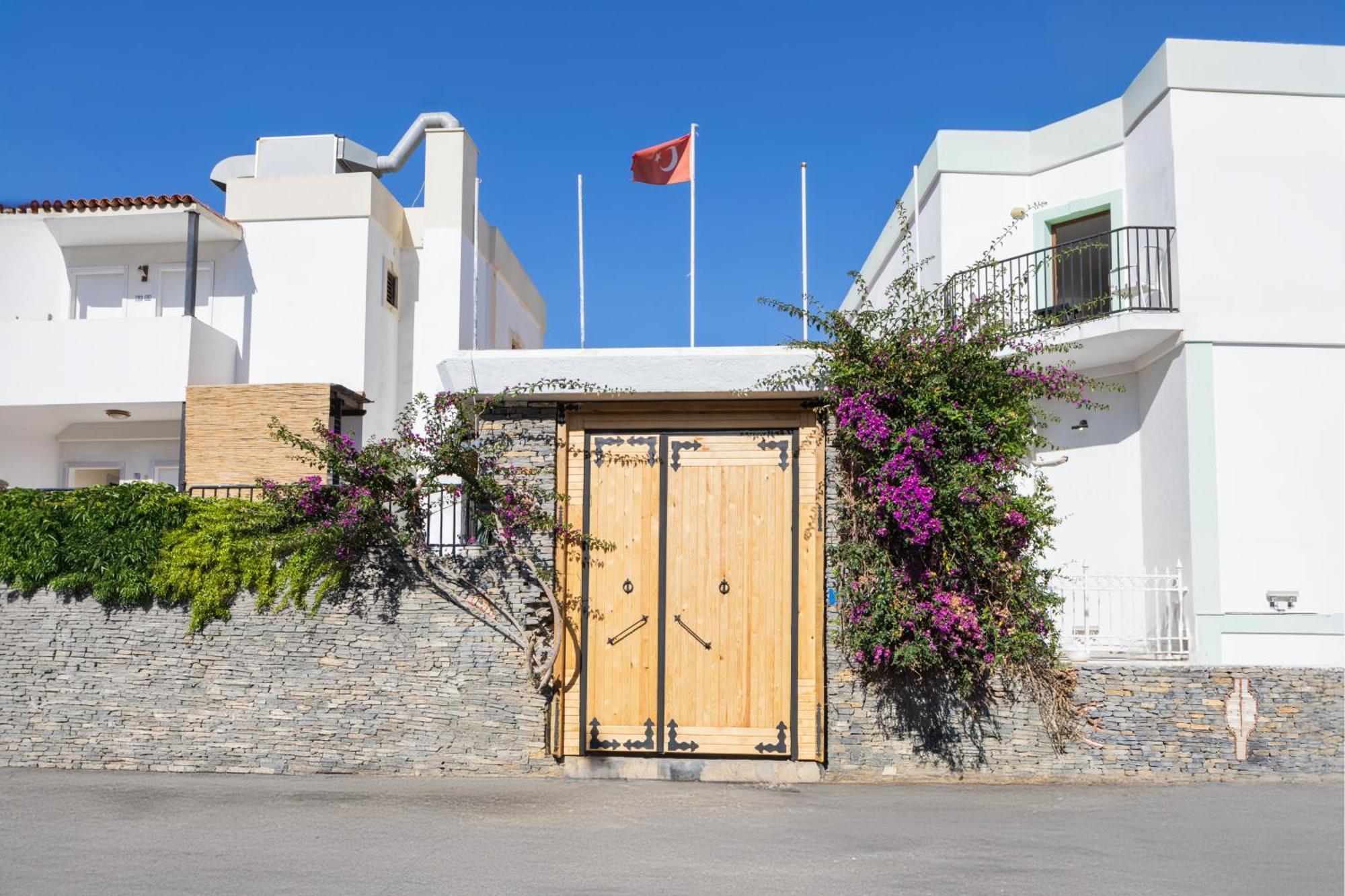 Salinas Beach Hotel Bodrum-Boutique Concept Gümbet Exterior foto