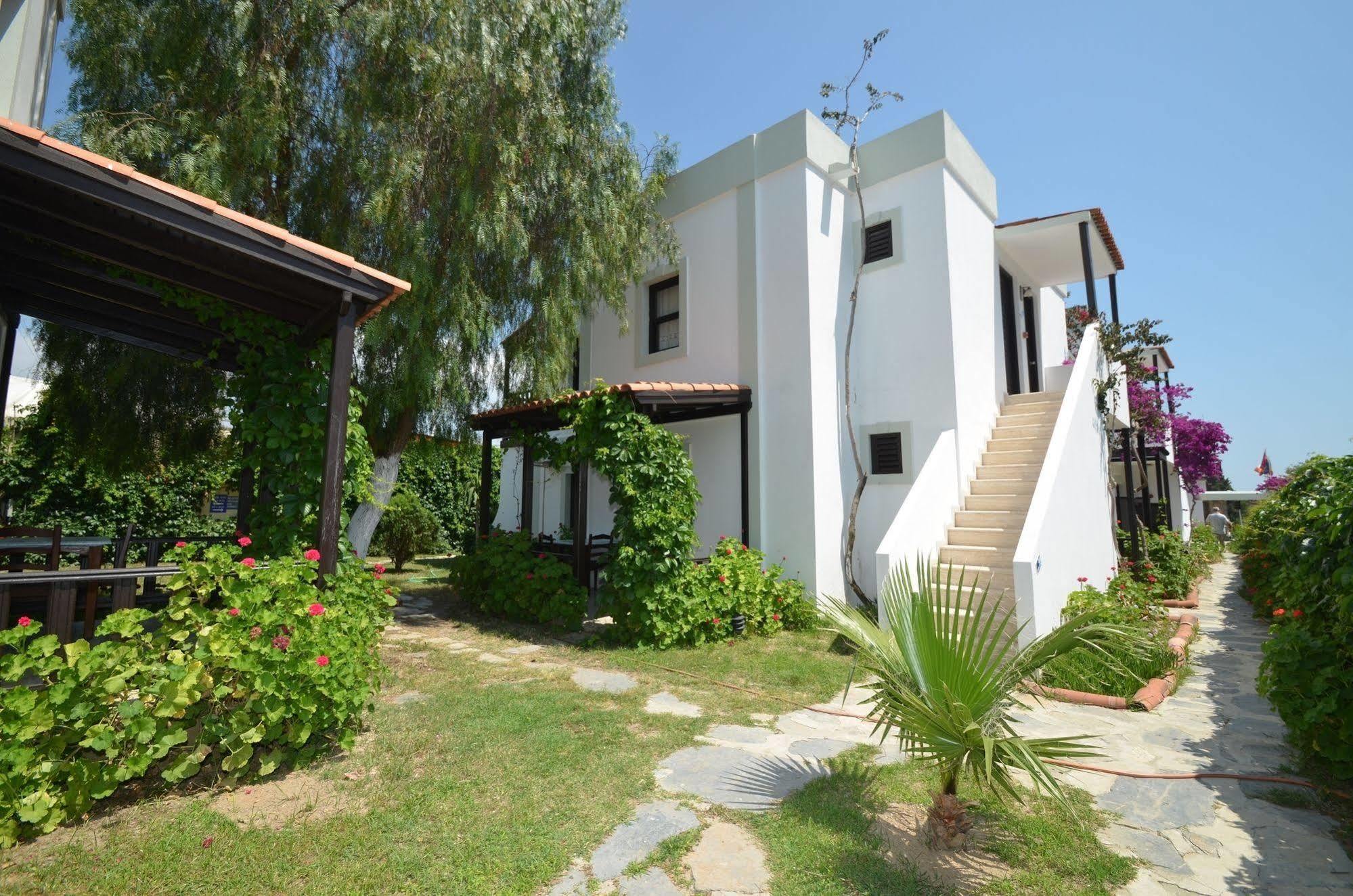 Salinas Beach Hotel Bodrum-Boutique Concept Gümbet Exterior foto